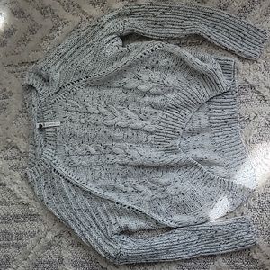 white/gray knit sweater